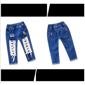 Brand New Lace Jeans👖for Kids/ Girls.